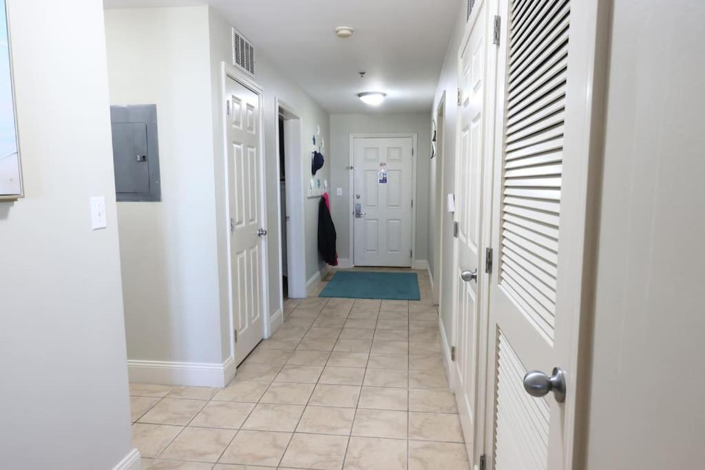 Apartment Laketown Wharf 1233 Luxury *