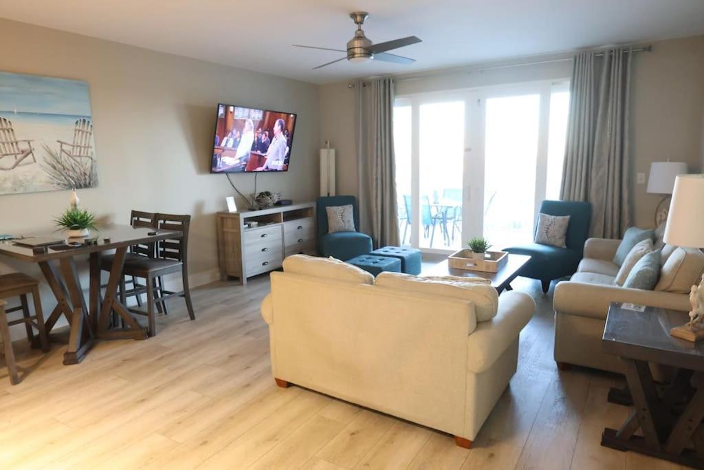Laketown Wharf 1233 Luxury Panama City Beach