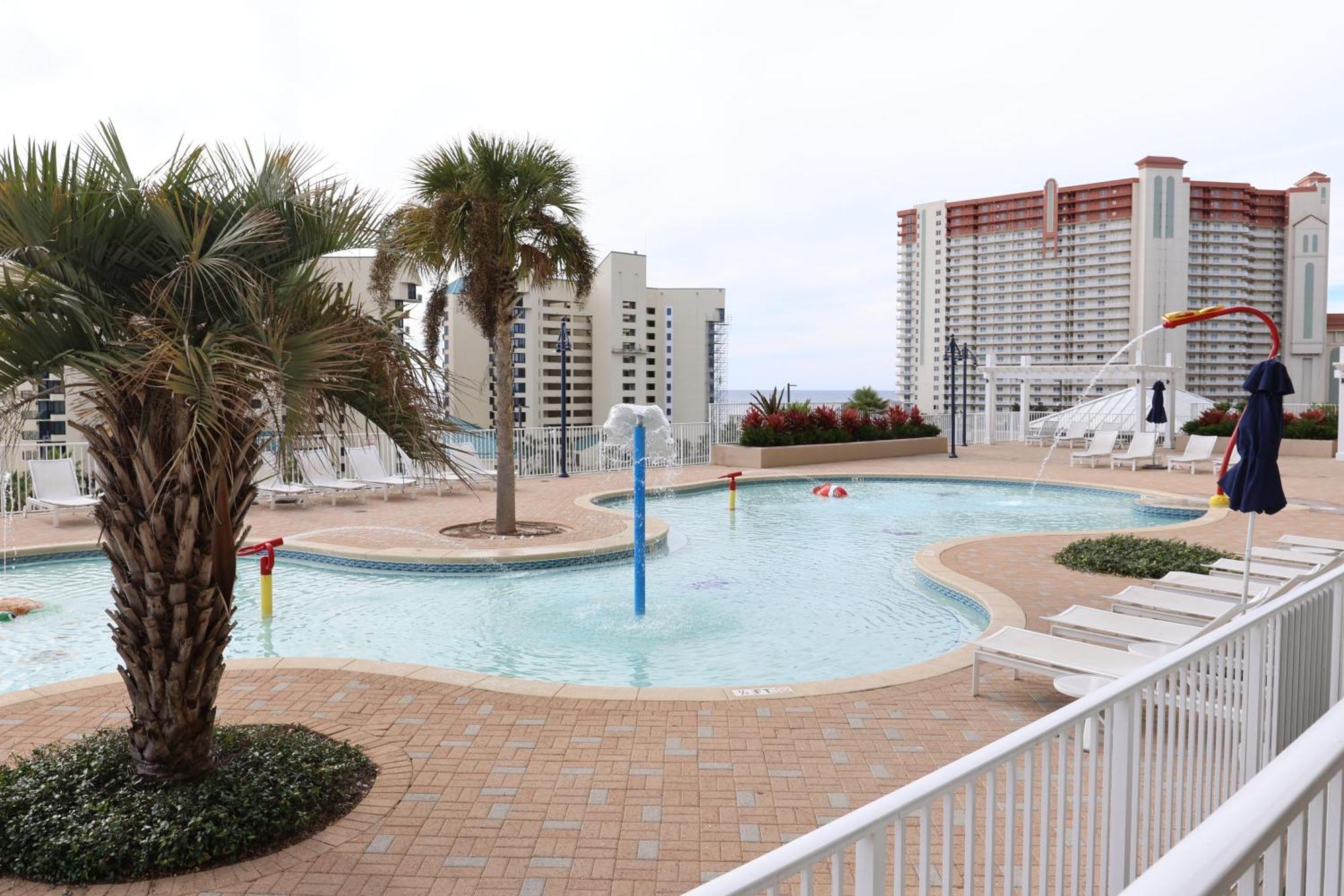 Laketown Wharf 1233 Luxury *