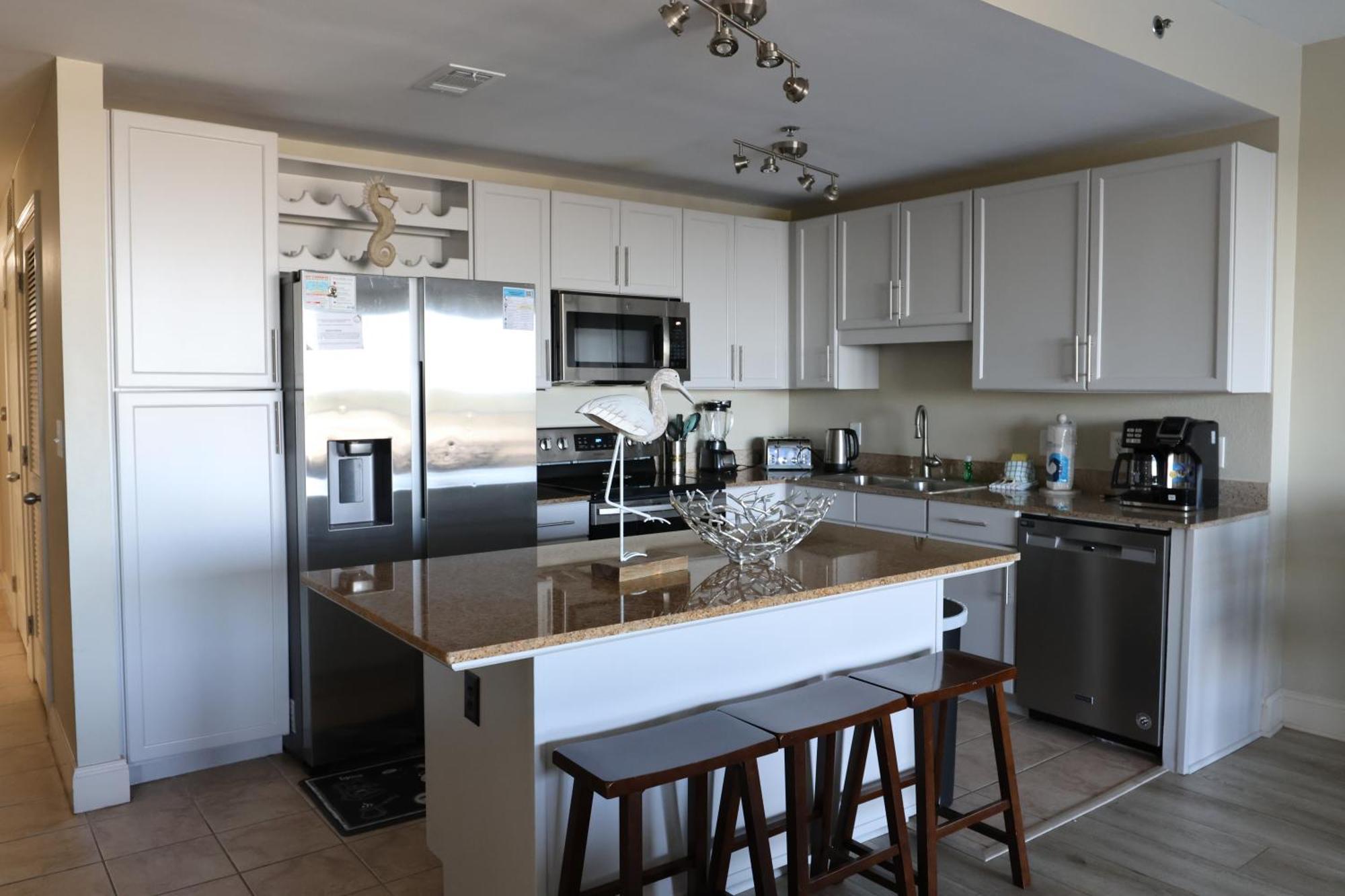 Laketown Wharf 1233 Luxury Panama City Beach